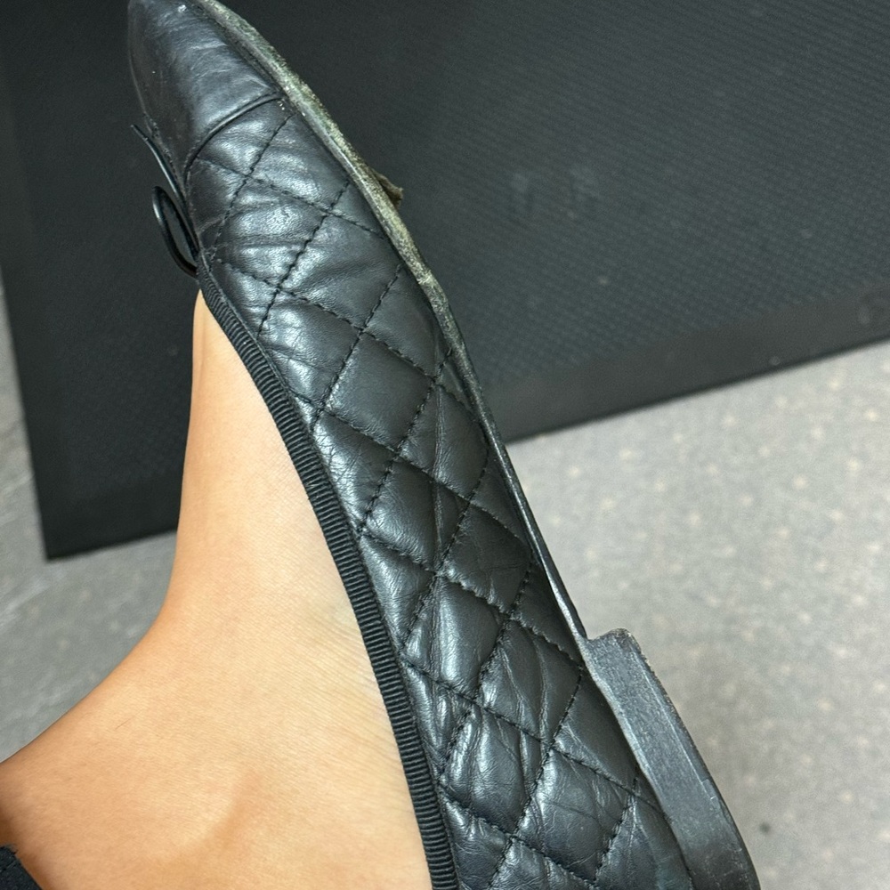 Chanel Aged Calfskin Ballet Flats S39 - Picture 2 of 6